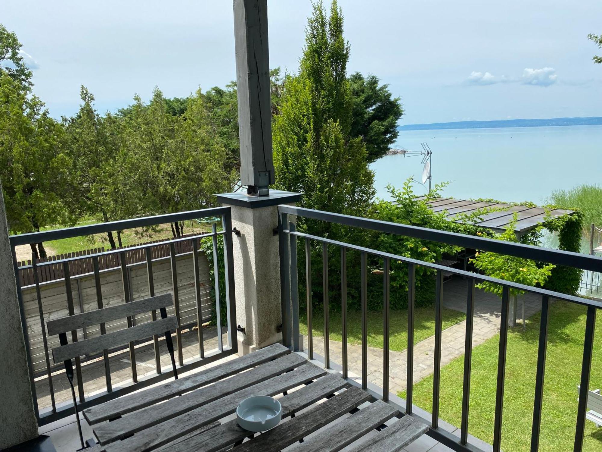 Beach 101 Villa Siófok Exteriör bild
