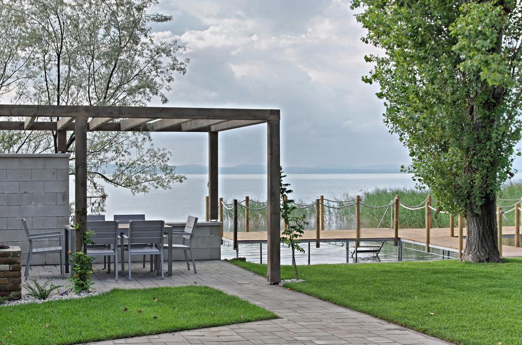 Beach 101 Villa Siófok Exteriör bild